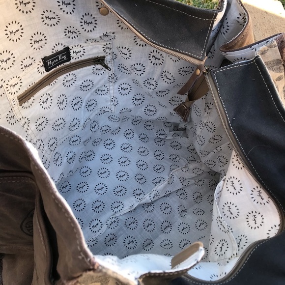 New MYRA bag weekender overnight upcycled cow print leather canvas beach diaper - Picture 9 of 15